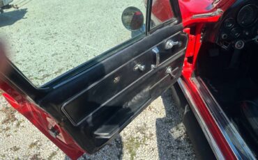 Chevrolet-corvette-coupe-1967-red-2