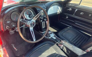 Chevrolet-corvette-coupe-1967-red-7