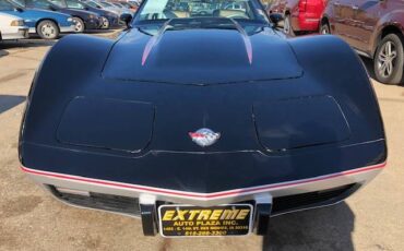 Chevrolet-corvette-coupe-1978-black-9