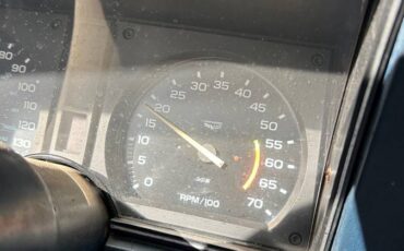 Chevrolet-corvette-coupe-1978-silver-8