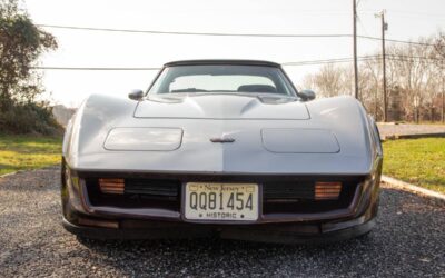 Chevrolet corvette coupe 1982