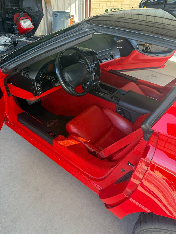 Chevrolet-corvette-coupe-1994-red-13