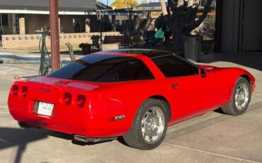 Chevrolet-corvette-coupe-1994-red-2