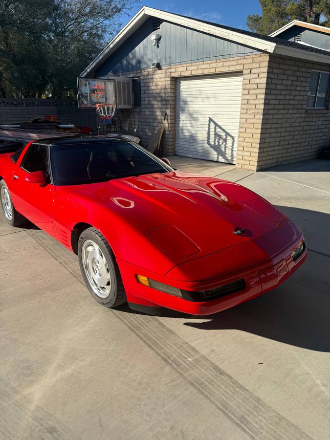 Chevrolet-corvette-coupe-1994-red-6