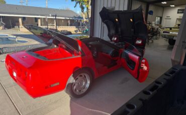 Chevrolet-corvette-coupe-1994-red-7