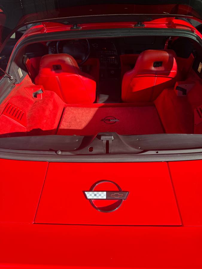 Chevrolet-corvette-coupe-1994-red-9