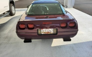Chevrolet-corvette-coupe-1995-purple