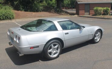 Chevrolet-corvette-coupe-1996-silver-1