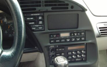 Chevrolet-corvette-coupe-1996-silver-3