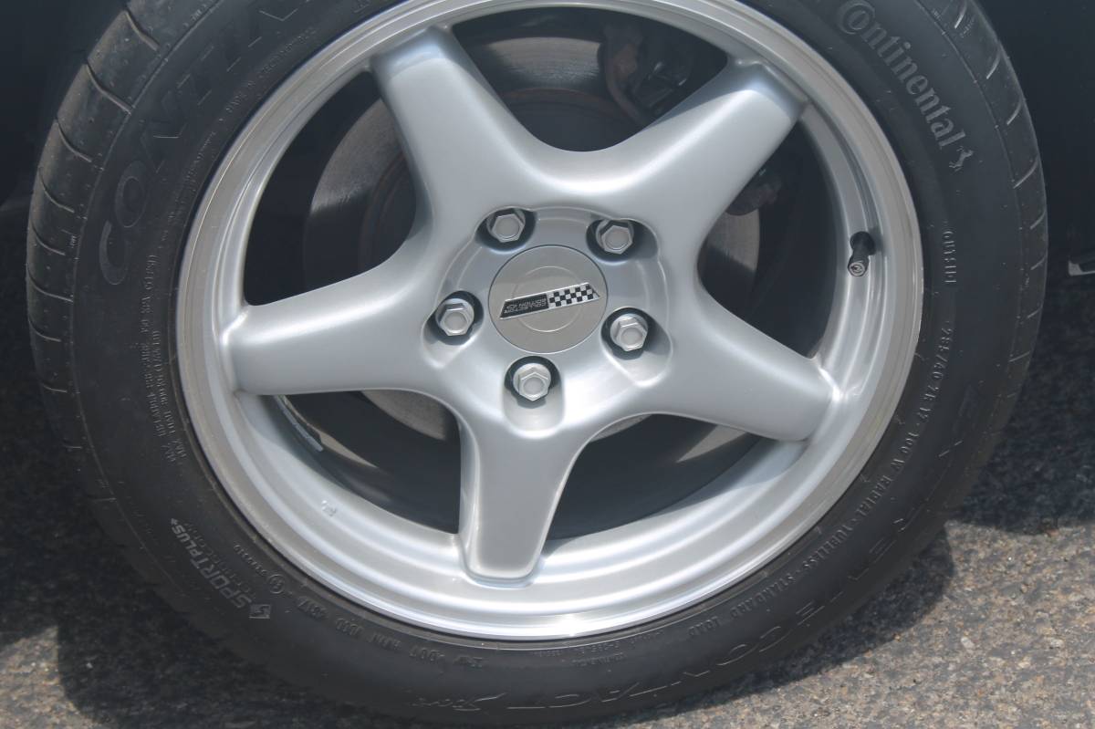 Chevrolet-corvette-coupe-1996-silver-4