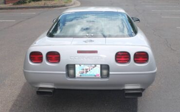 Chevrolet-corvette-coupe-1996-silver-8