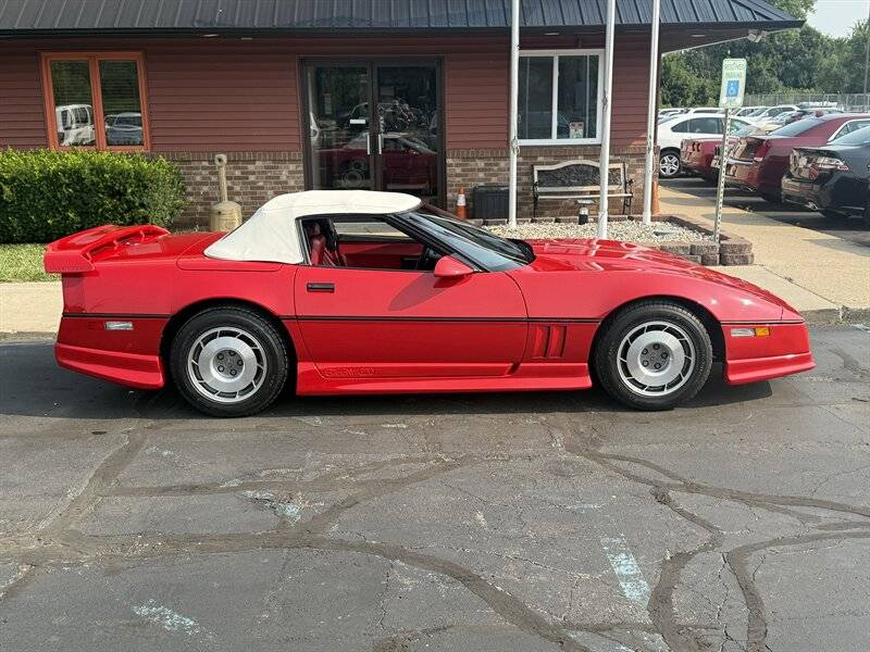 Chevrolet-corvette-greenwood-convertible-1987