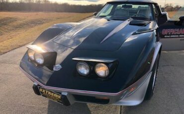 Chevrolet-corvette-pace-car-1978-black-1