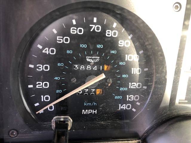 Chevrolet-corvette-pace-car-1978-black-11