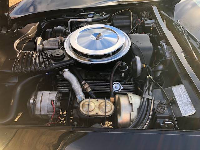 Chevrolet-corvette-pace-car-1978-black-13