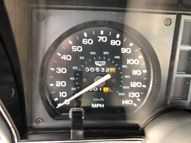 Chevrolet-corvette-pace-car-1978-black-13