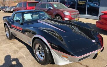 Chevrolet-corvette-pace-car-1978-black-15