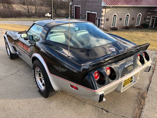 Chevrolet-corvette-pace-car-1978-black-2