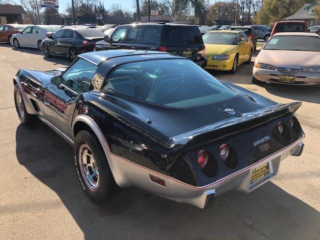 Chevrolet-corvette-pace-car-1978-black