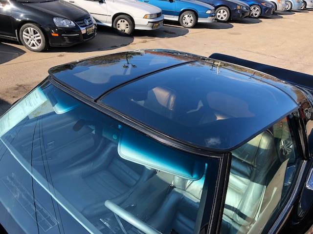 Chevrolet-corvette-pace-car-1978-black-5