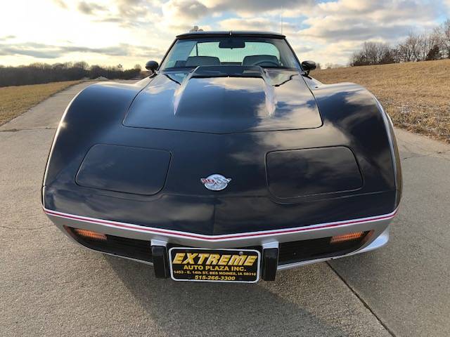 Chevrolet-corvette-pace-car-1978-black-5