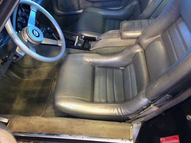 Chevrolet-corvette-pace-car-1978-black-6