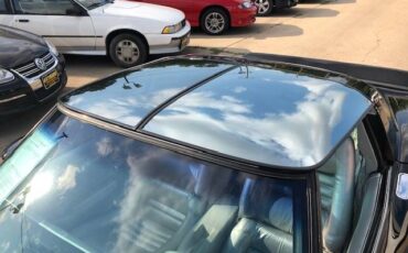 Chevrolet-corvette-pace-car-1978-black-7