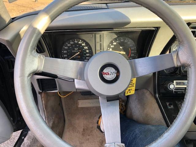 Chevrolet-corvette-pace-car-1978-black-8