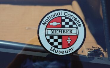 Chevrolet-corvette-premium-3lt-1990-red-17