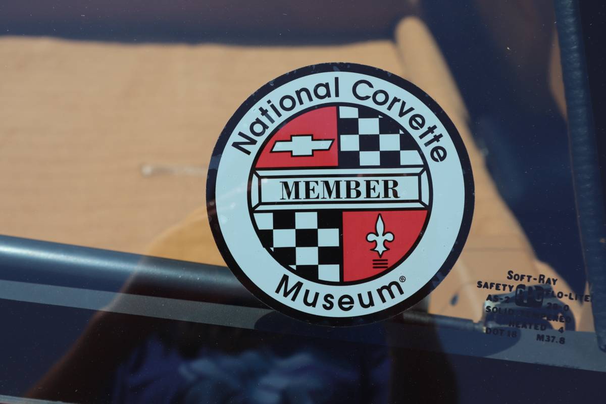 Chevrolet-corvette-premium-3lt-1990-red-17