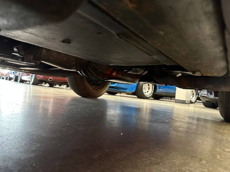 Chevrolet-corvette-roadster-1964-red-15