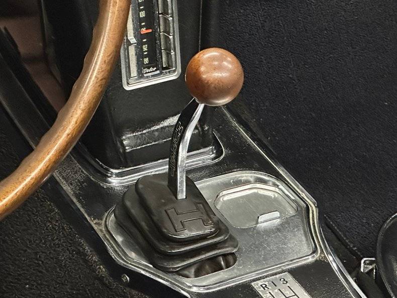 Chevrolet-corvette-roadster-1964-red-3