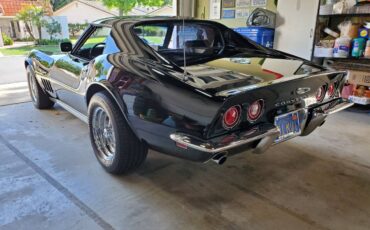 Chevrolet-corvette-stingray-1969-black-15