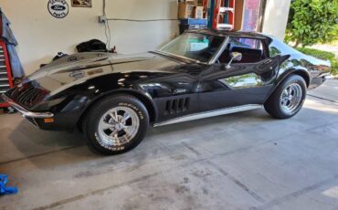 Chevrolet-corvette-stingray-1969-black-3