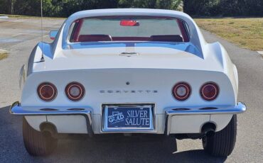 Chevrolet-corvette-stingray-1969-white-14