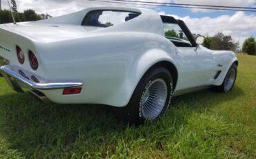 Chevrolet-corvette-stingray-1971-white-1