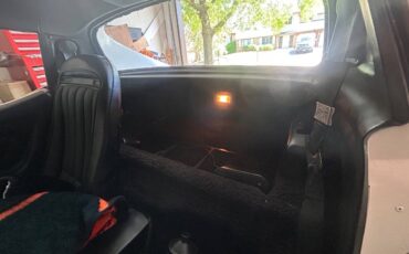 Chevrolet-corvette-stingray-1975-white-3