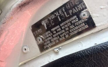 Chevrolet-corvette-stingray-1977-white-4