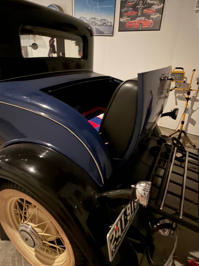 Chevrolet-coupe-1931-blue-7