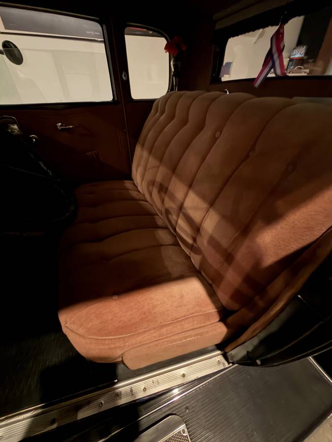 Chevrolet-coupe-1931-blue-9