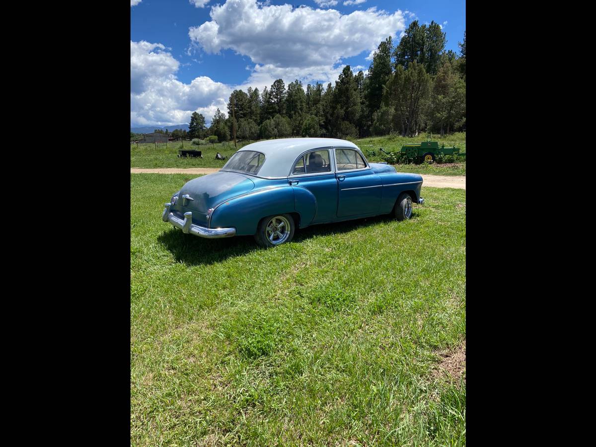 Chevrolet-coupe-1950-blue