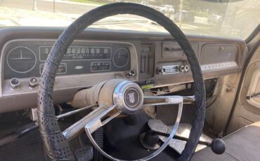 Chevrolet-custom-camper-without-camper-shell-1966-blue-14