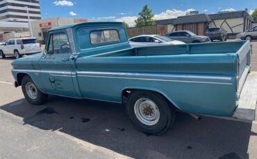 Chevrolet-custom-camper-without-camper-shell-1966-blue-3