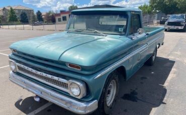 Chevrolet-custom-camper-without-camper-shell-1966-blue