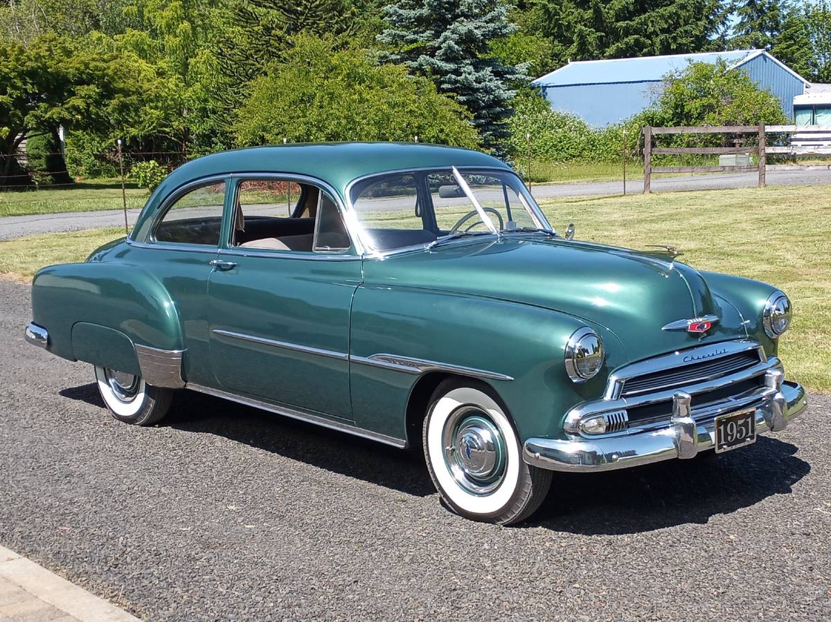 Chevrolet-deluxe-1951-green-1