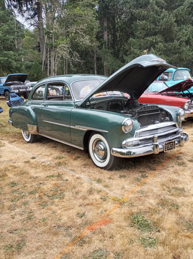 Chevrolet-deluxe-1951-green-5