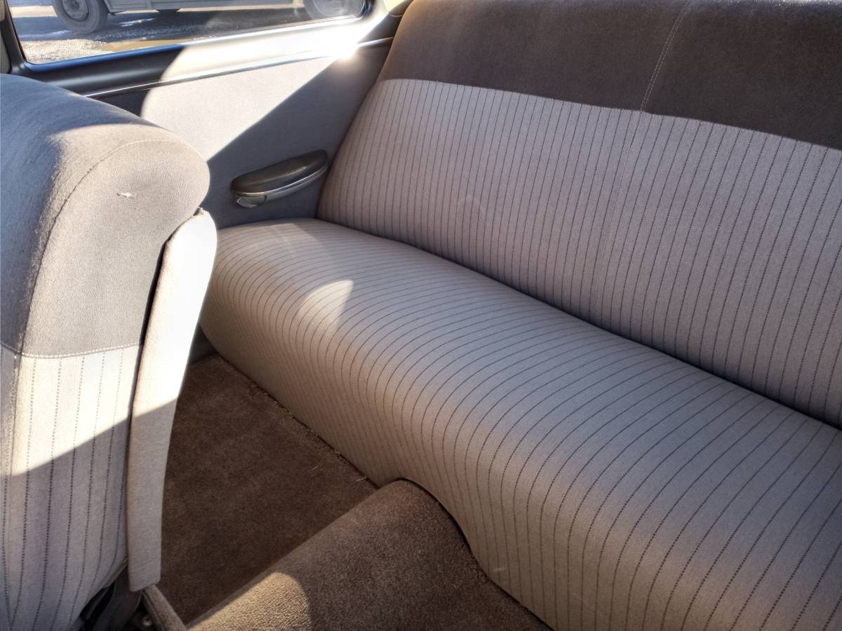 Chevrolet-deluxe-1951-green-6