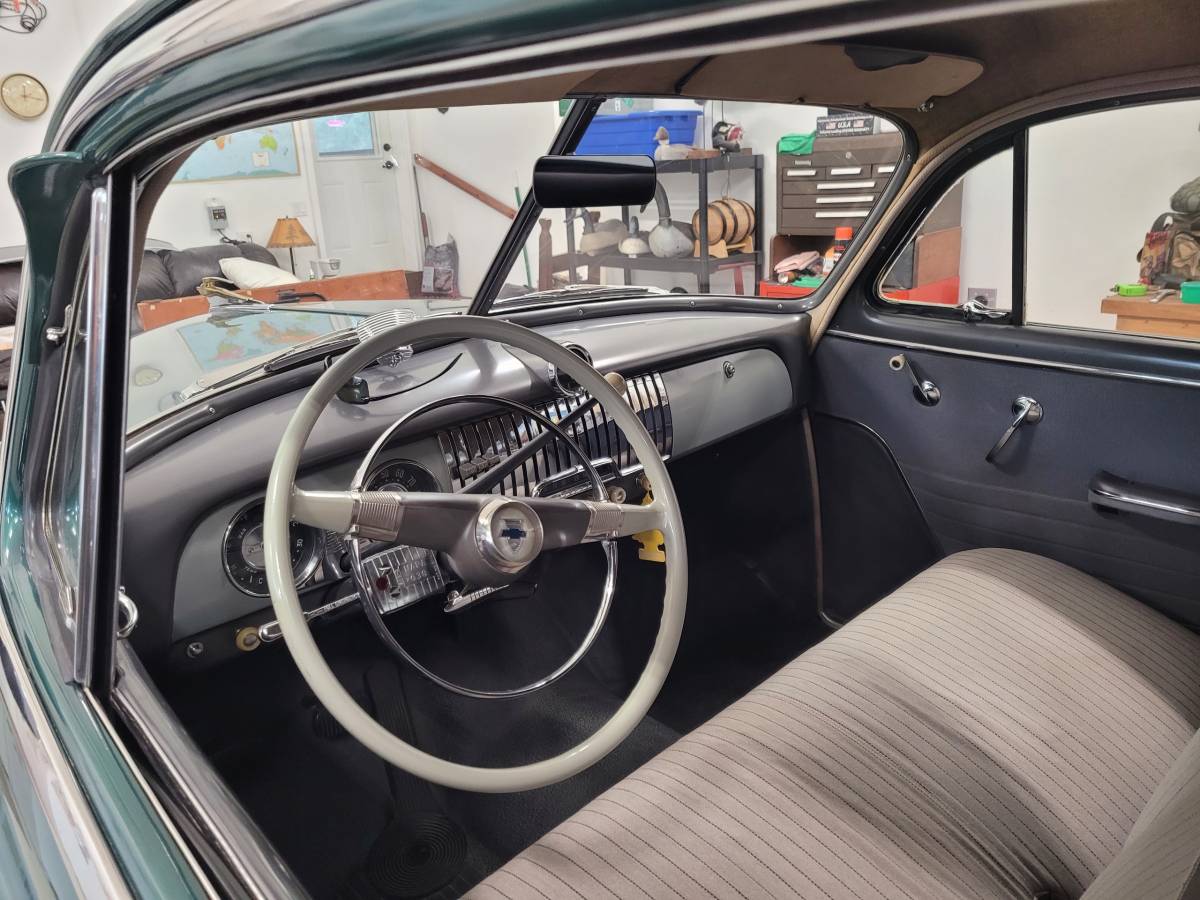 Chevrolet-deluxe-1951-green-7