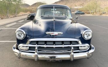 Chevrolet-deluxe-1952-blue-5