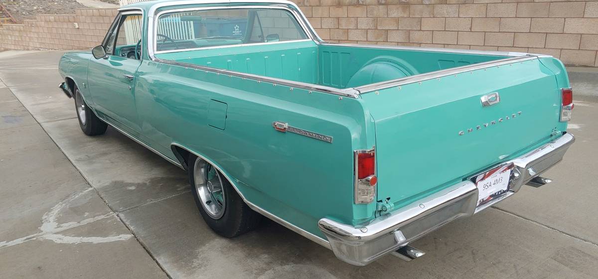 Chevrolet-el-camino-1964-green-3